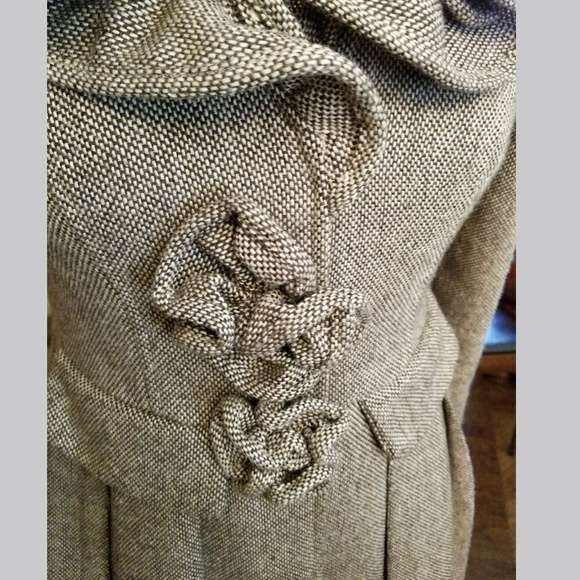Ryu Brown and Cream  Embellished Coat - Picture 4 of 7